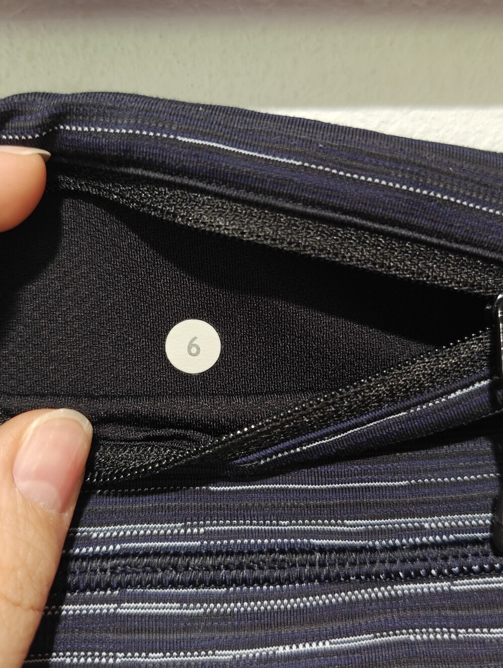 Lululemon Leggings Size 6  Pace Rival Crop 22" W6G64S Stripe Naval Blue Black - Picture 9 of 10